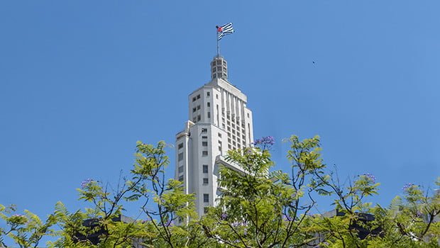 farol-santander-exposicao-historia-samsung-vik-muniz-com-limao