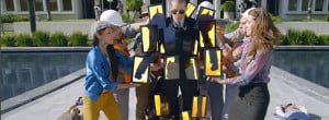 surface-movement-campanha-microsoft-windows-8-tablet-com-limao-destaque
