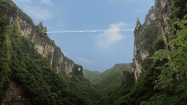 zhangjiajie-ponte-vidro-mais-alta-china-com-limao-04