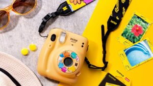 Fujifilm Lança Câmera Com Design Exclusivo E Em Colaboração Com O BTS