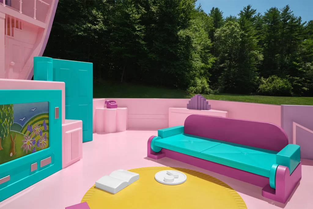 Casa da Polly Pocket ganha vida em experiência do Airbnb