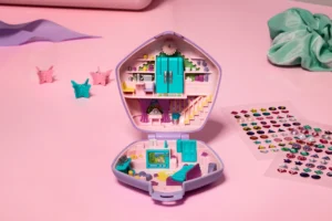 Casa da Polly Pocket ganha vida em experiência do Airbnb