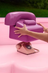 Casa da Polly Pocket ganha vida em experiência do Airbnb