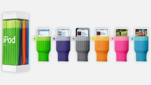 Do iPod Socks ao iPhone Pocket: a Apple reinventa o acessório com toque fashion
