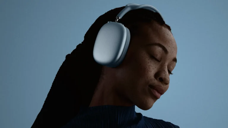 AirPods Max 2 chegam com chip H2, áudio lossless e mais inteligência