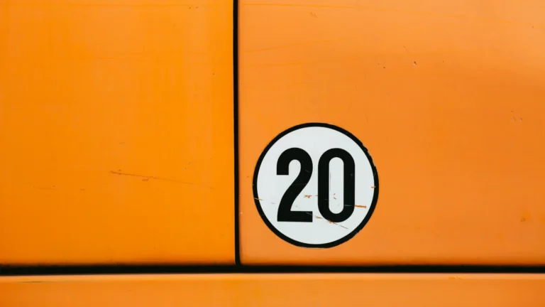 Com limão 20 anos: O que permanece quando tudo muda?