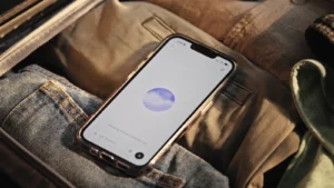 Modo voz do ChatGPT ganha capacidades agênticas no celular e na web