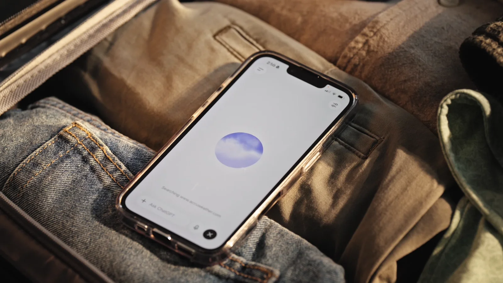 Modo voz do ChatGPT ganha capacidades agênticas no celular e na web